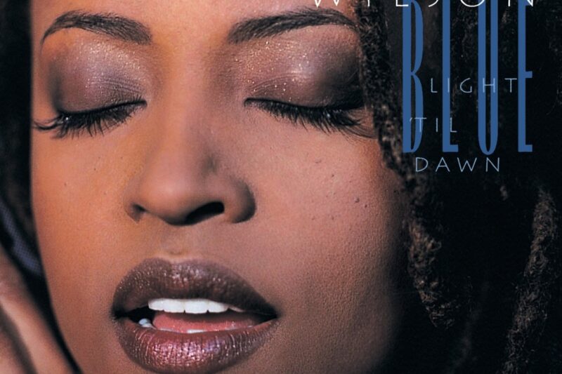 Cassandra Wilson – Blue Light ‘Til Dawn