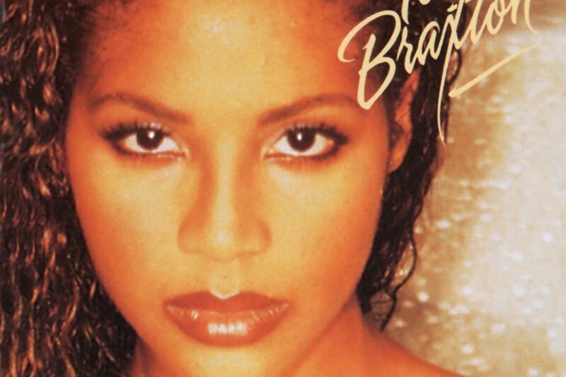 Toni Braxton – Secrets